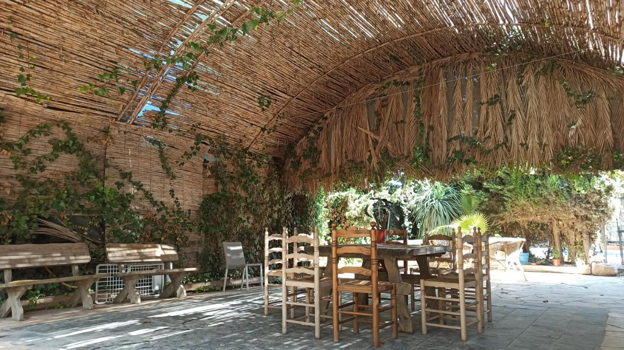 Bakit House - Casa Rural Con Piscina Águilas Exterior photo